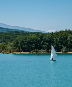 Tour in mountain bike del Lago di Montbel