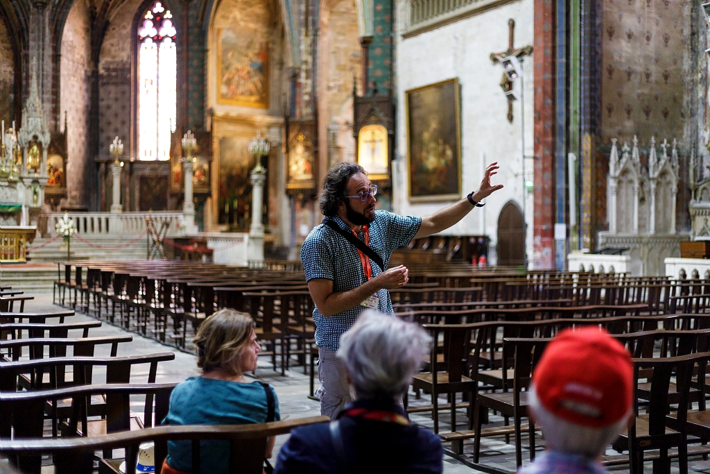 Visite guidée de la cathédrale de Mirepoix Ariège Pyrénées