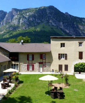 The gîtes and apartments in Tarascon sur Ariège