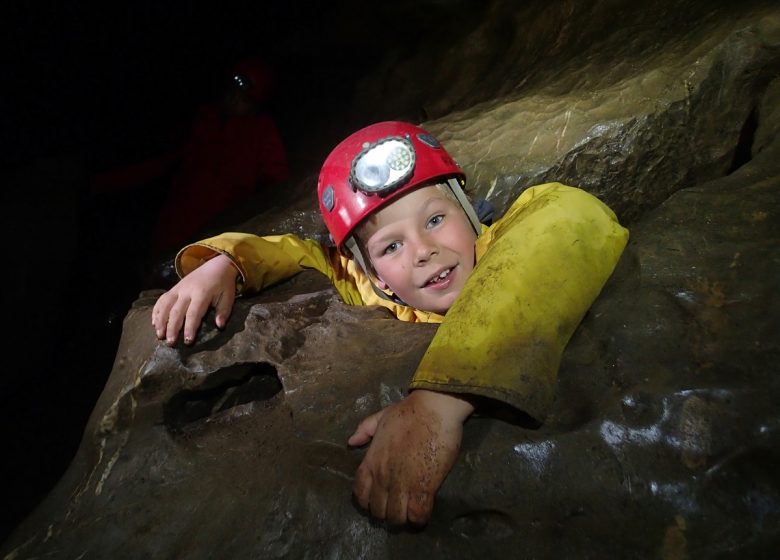 Introducción a la espeleología – Horizon Vertical