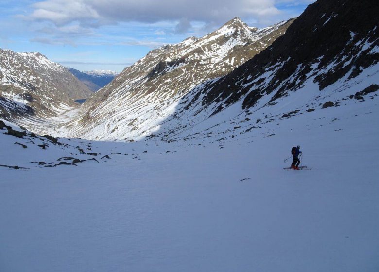 Esquí con la Oficina de Guías de los Pirineos Ariègeoises