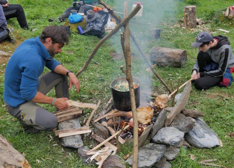 Mountain stay for resourceful ichnologists