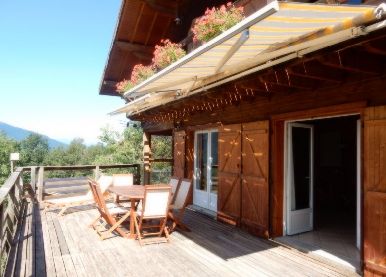 Large chalet near Ax with terrace and panoramic view