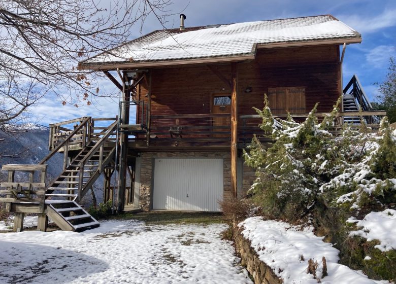 Groot chalet nabij Axe met terras en panoramisch uitzicht