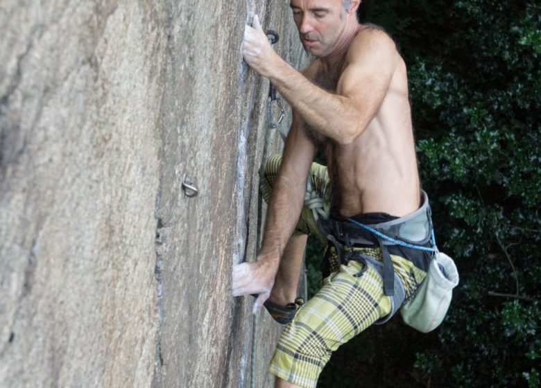 Climbing with Maël Loizance