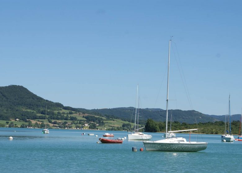 Cycle touring circuit – the Mirapician near Camon and Lac de Montbel