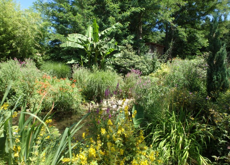 Holiday rental at the "Porte de l'Ariège" in Saint Jean du Falga, semi-detached house with the owner.