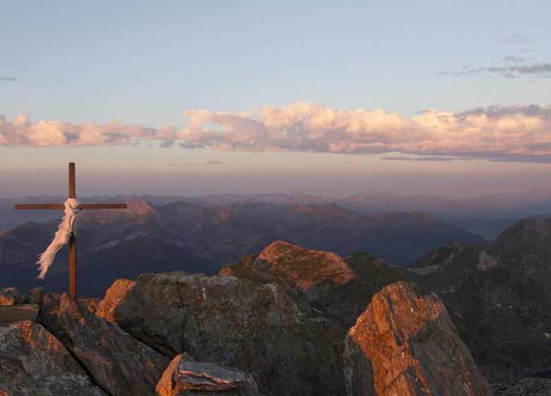 Mont Valier attraverso lo stagno Milouga