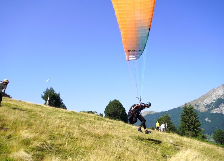 Paragliding Family