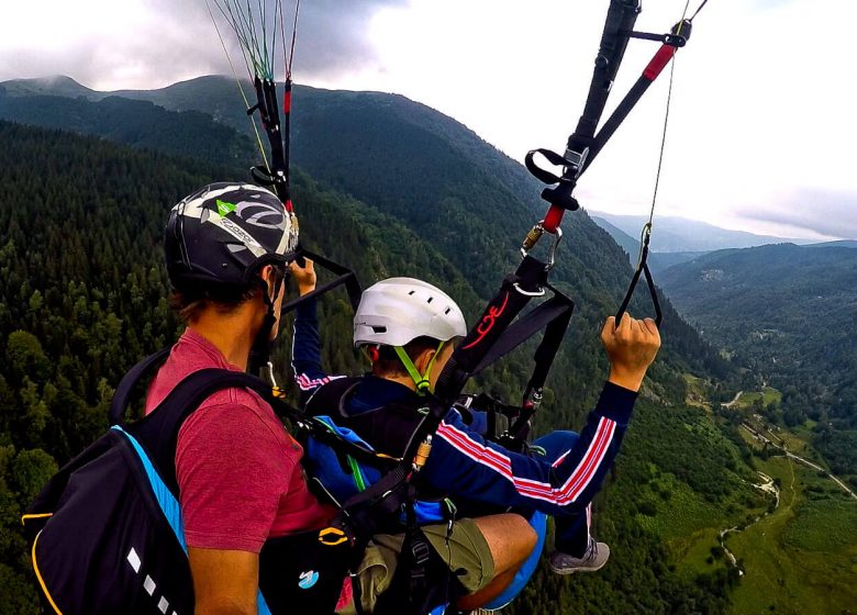 Família en parapent