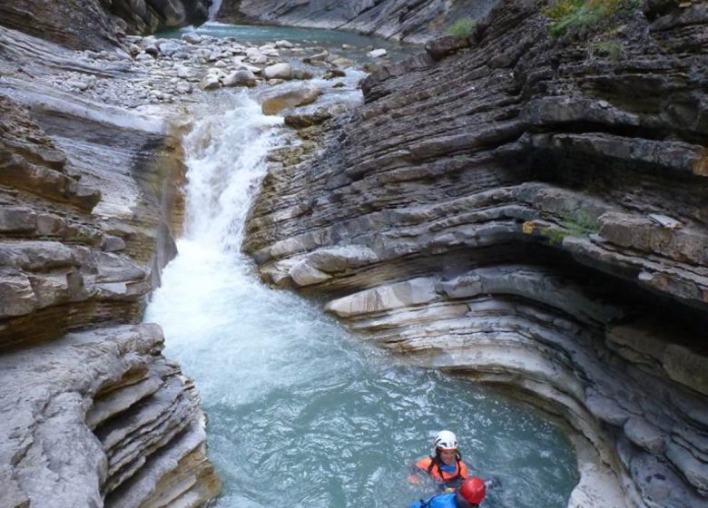 Canyoning with Vertikarst