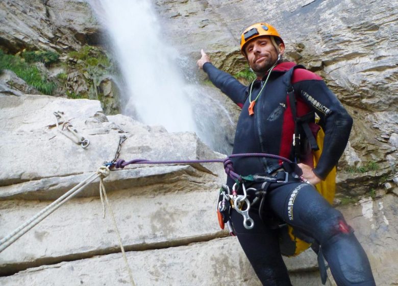 Canyoning with Vertikarst