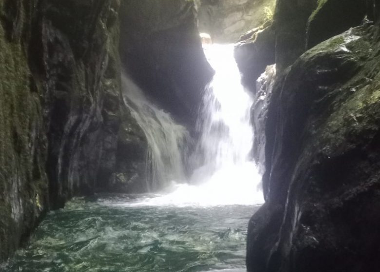 Canyoning with Marie Escalade Canyon
