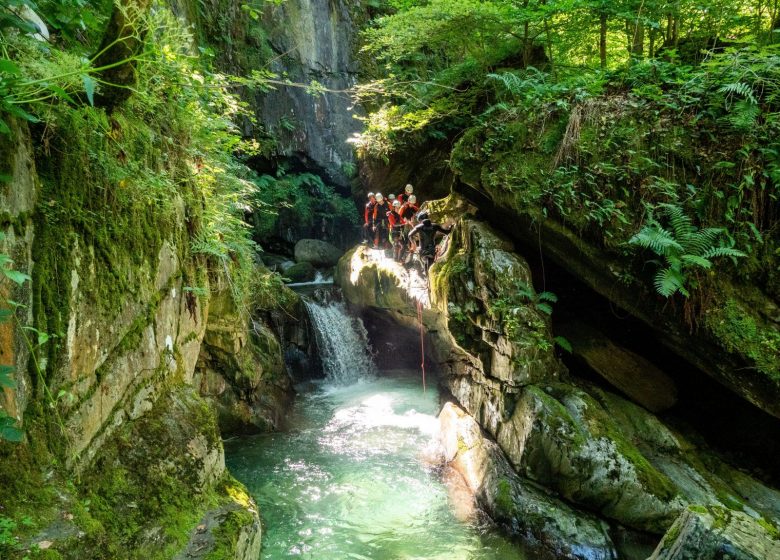 Canyoning avec Ici et Ailleurs