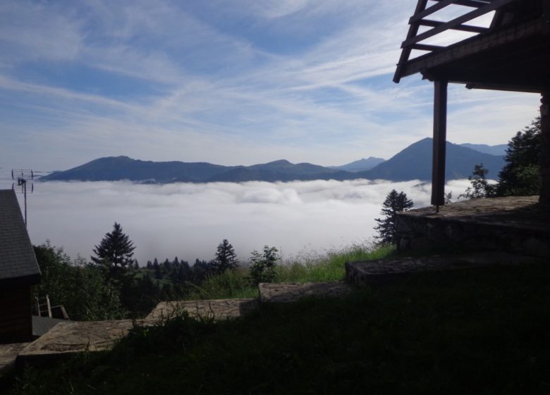 Chalet a pie de pistas en Guzet Neige – todo confort (Wifi, suelo radiante, leña para la chimenea)