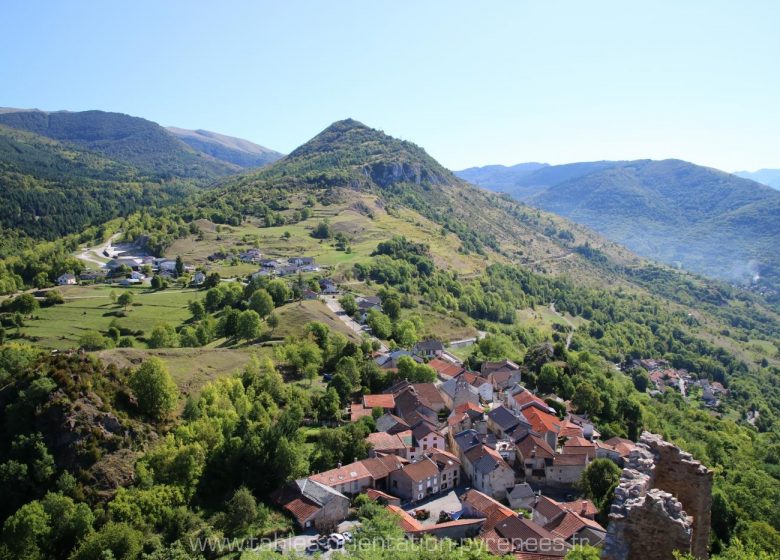 Taula d'orientació del castell de Lordat