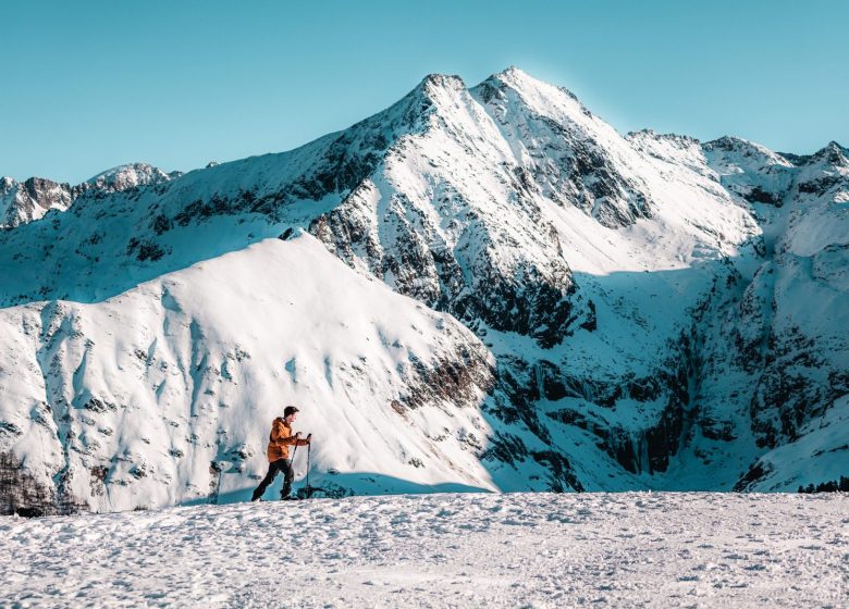 El Col d'Escot amb raquetes de neu