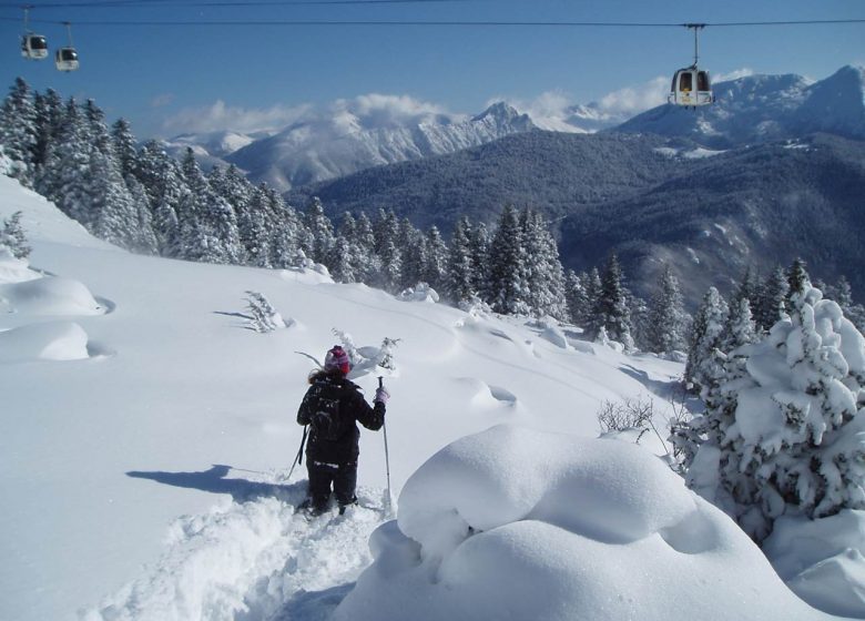 Freerando parc : Raquettes à neige à la station Ax 3 Domaines