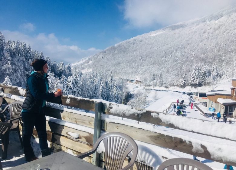 Caffetteria alla stazione di Ascou