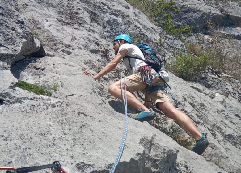 Climbing - Equipped school rocks in the Ariège Pyrenees