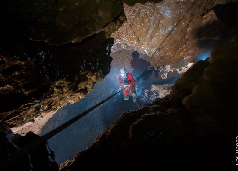 Speleologie met Vertikarst