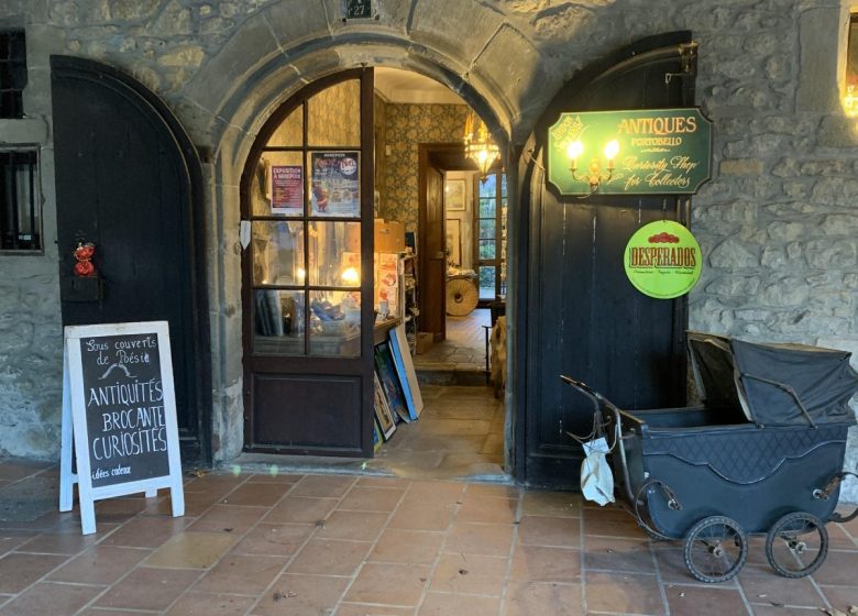 Brocante Sous Couvert de Poésie
