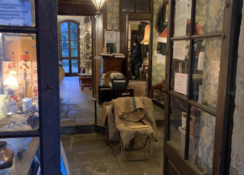 Brocante Sous Couvert de Poésie