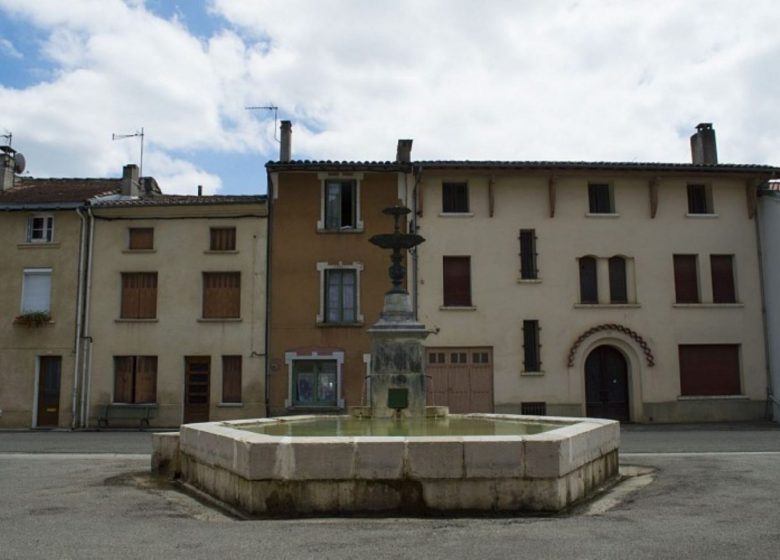 Villaggio di Fougax-et-Barrineuf