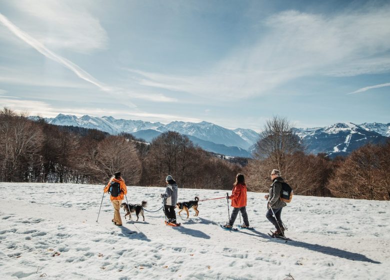 Raquetes de neu a l'estació de Chioula