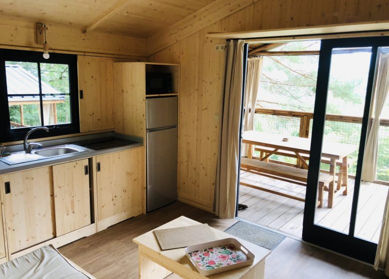 Wooden lodges and cabins on stilts, Au Songe du Valier