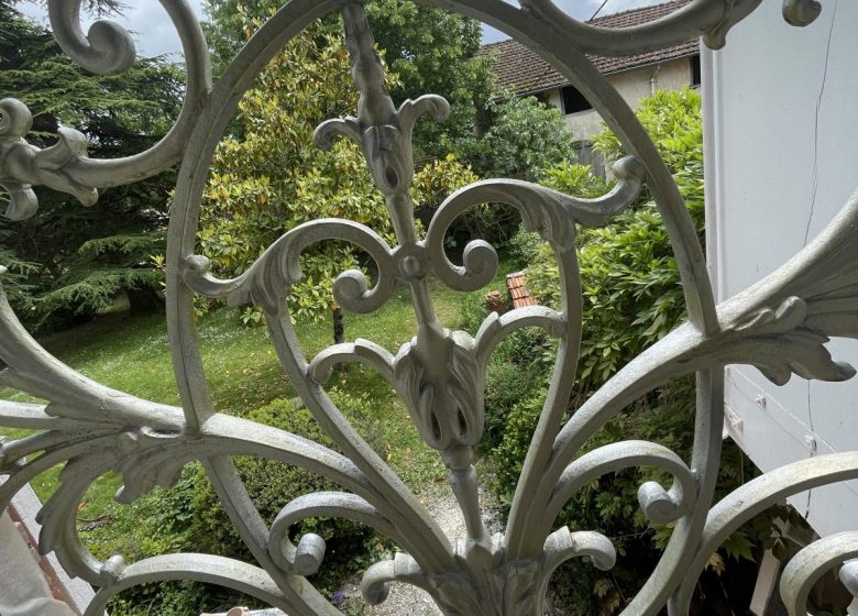 Gite côté Jardin – Domaine La Belle Histoire