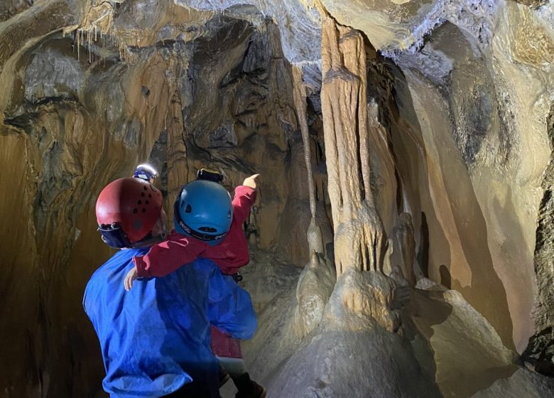 Espeleología con Montcalm Aventure