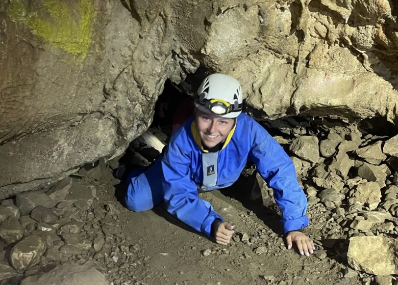 Caving with Montcalm Aventure