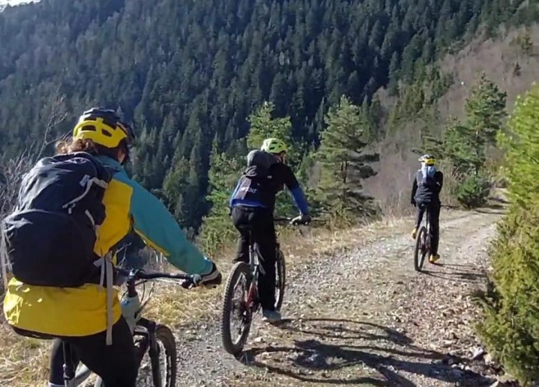 Ciclismo, duatlón, carrera y caminatas cortas con Orrijoie