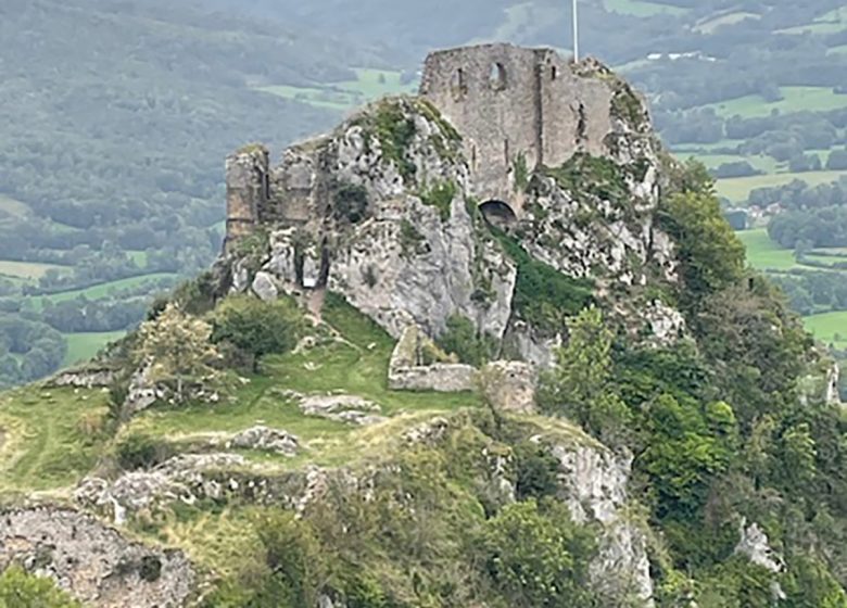 Balade-découverte, le patrimoine archéologique de Roquefixade