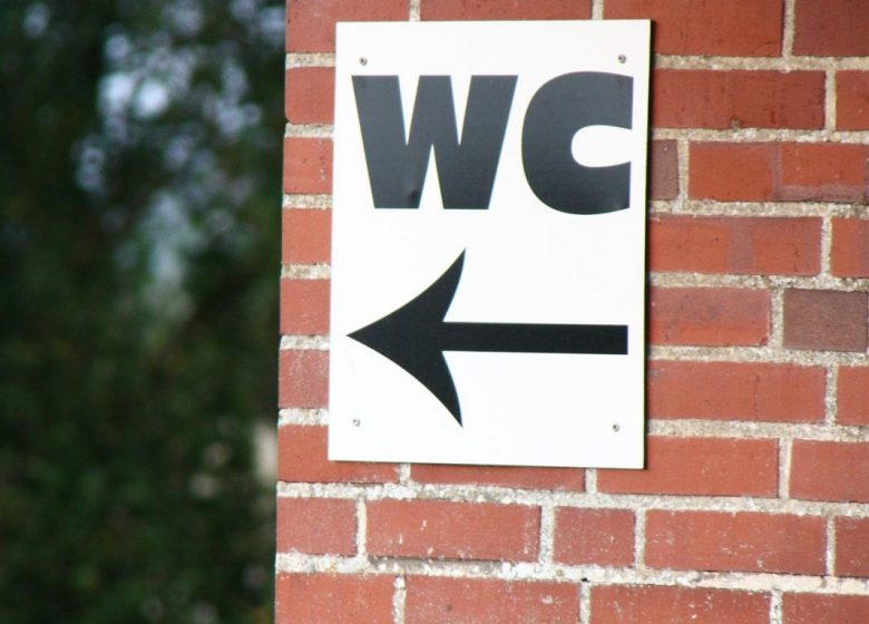 Toilettes publiques de la mairie